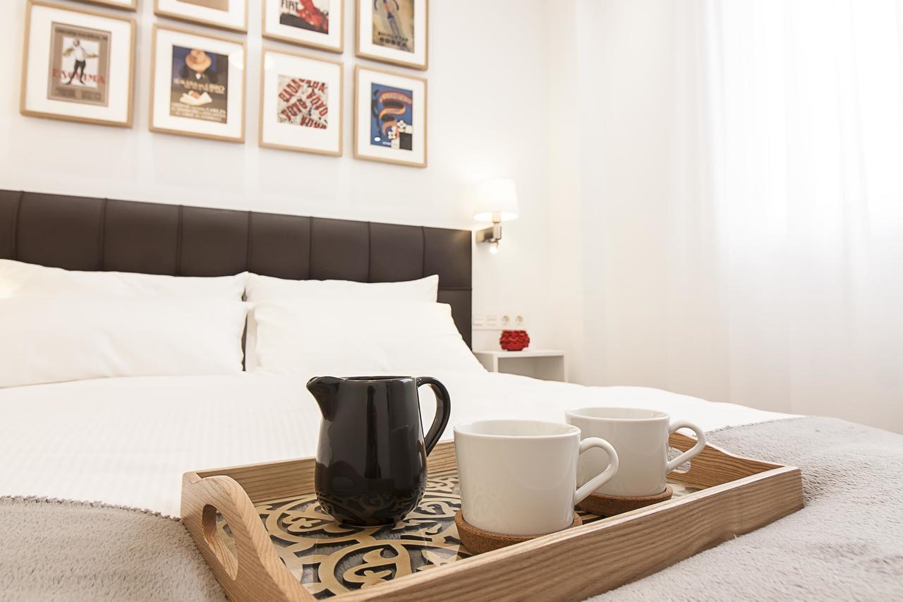 Old Town, City Center Apartment Premium With Parking มาลากา ภายนอก รูปภาพ