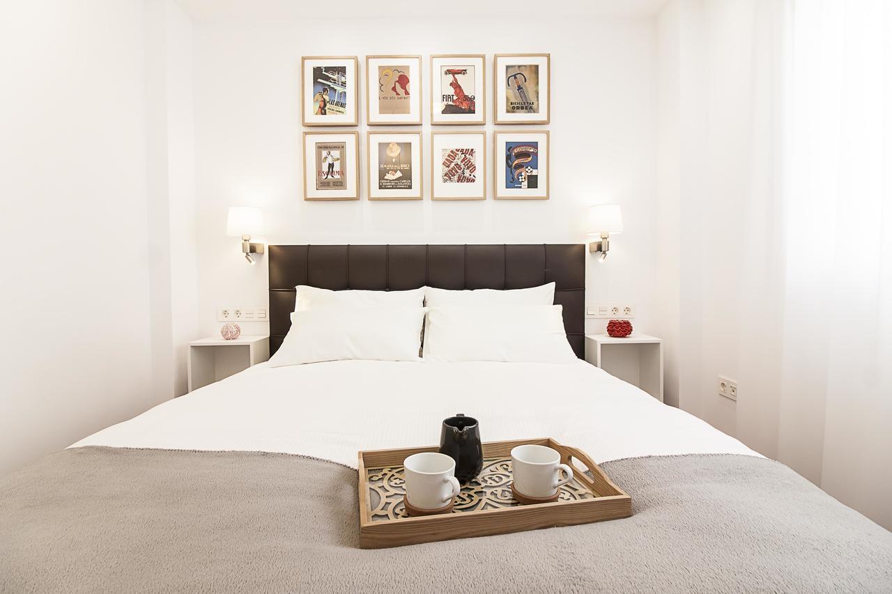 Old Town, City Center Apartment Premium With Parking มาลากา ภายนอก รูปภาพ